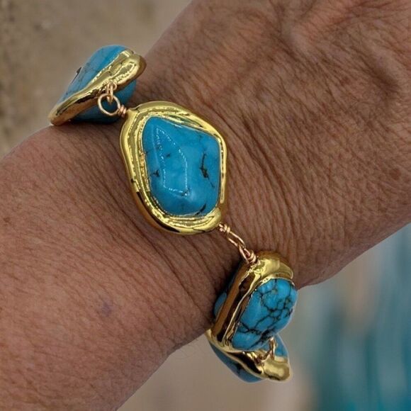 New large scale gold plated stainless steel ring, adjustable size, mirror finish - Picture 12 of 16